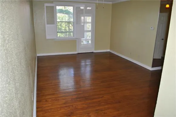 $1,850 | 7444 St Charles Avenue, Unit 309, New Orleans, LA 70118