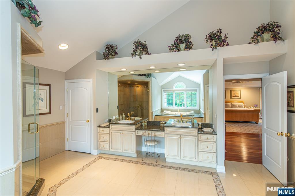103 Passaic Valley Road Montville, NJ 07045 - Photo 24 of 47