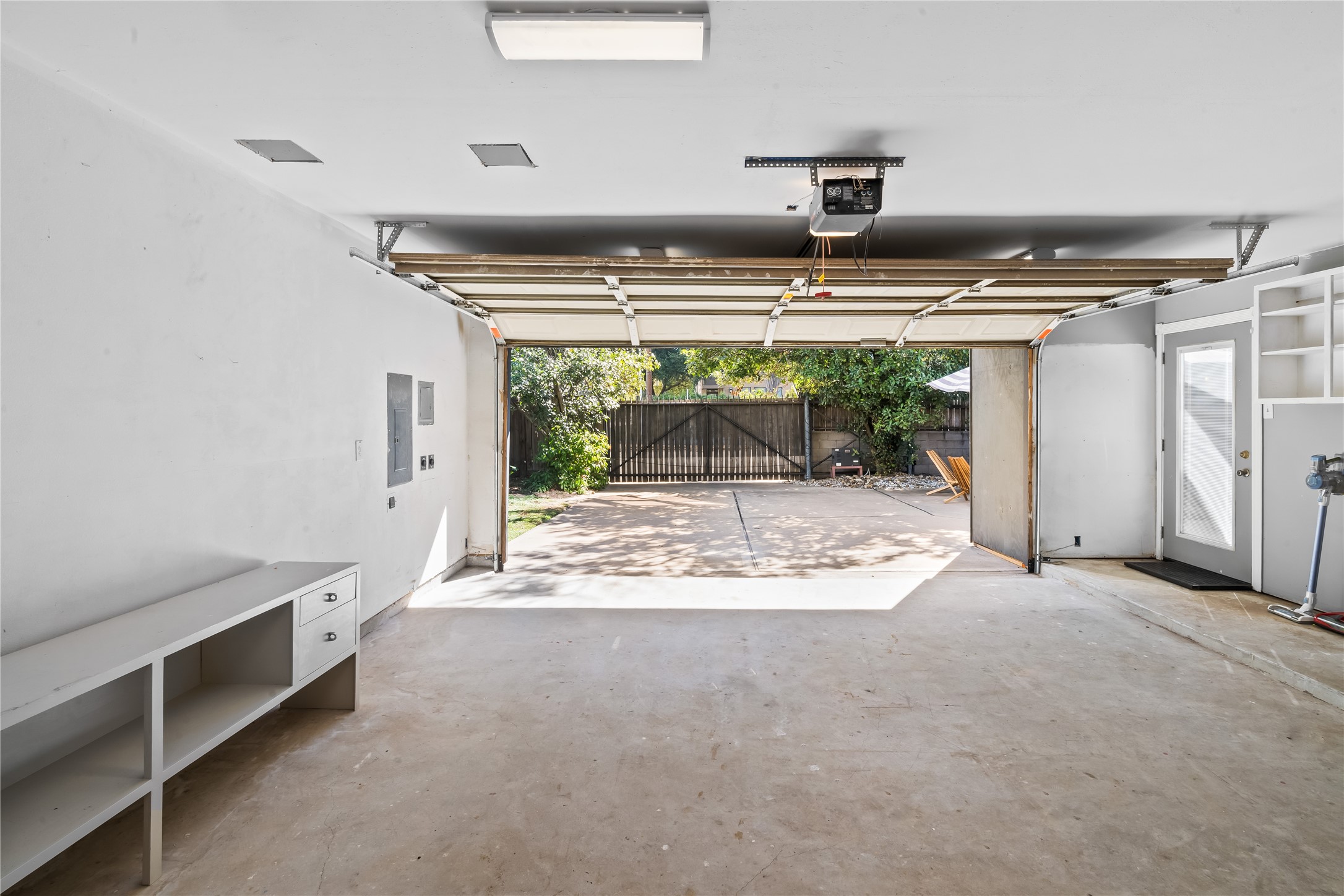3902 Colquitt Street Houston, TX 77027 - Photo 30 of 32