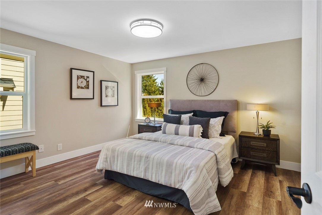 3802 Northeast 19th Street Renton, WA 98056 - Photo 13 of 36