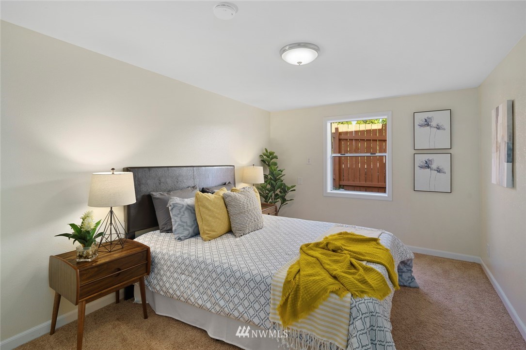 3802 Northeast 19th Street Renton, WA 98056 - Photo 24 of 36