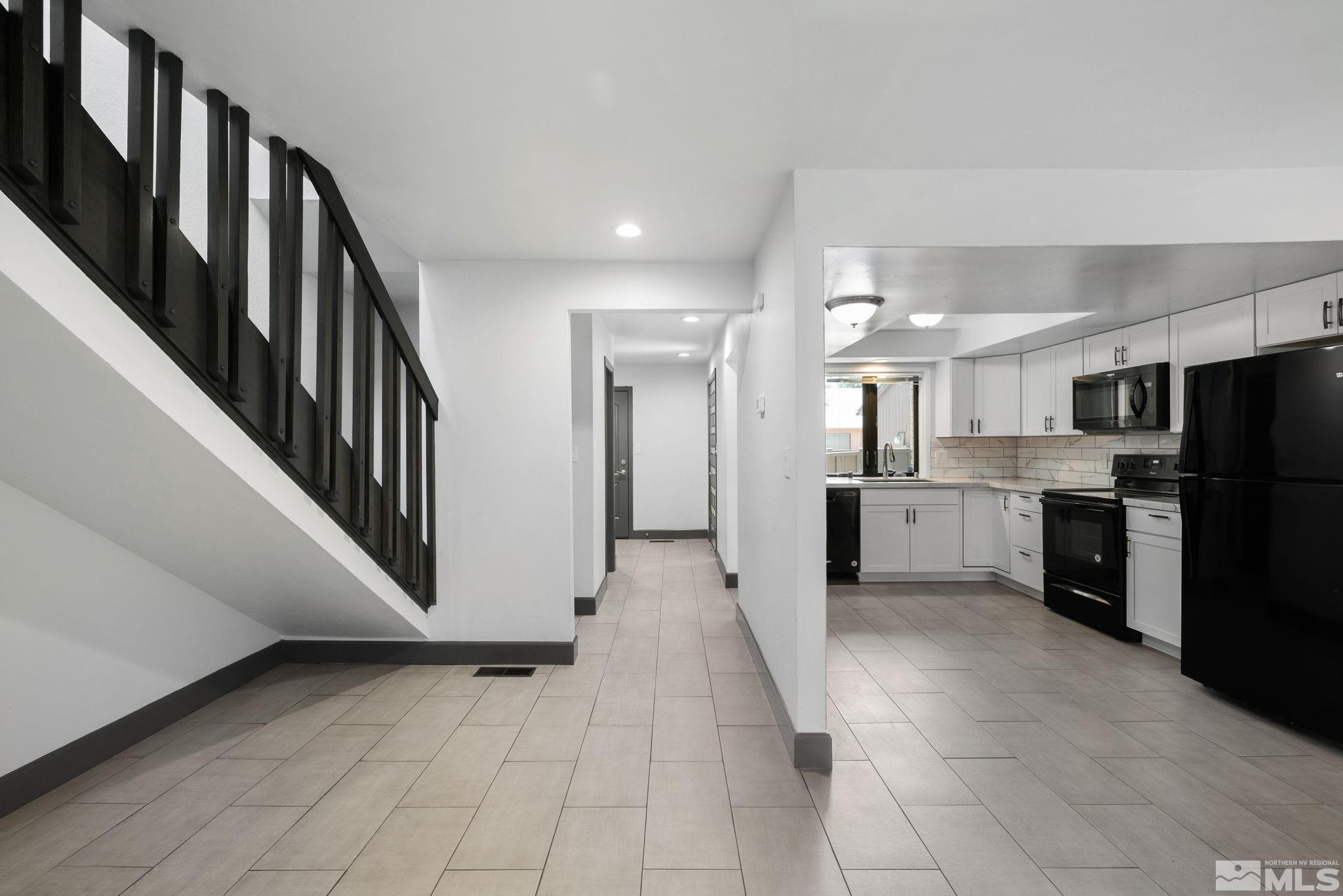 2013 Tremont Lane Reno, NV 89509 - Photo 10 of 39 Photo 10
