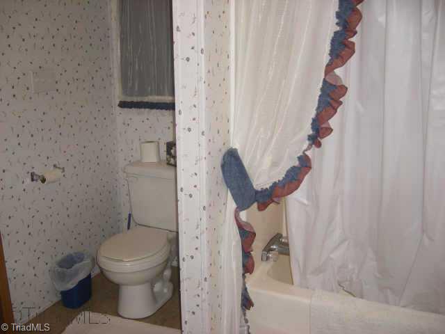 352 Bluemont Road Mount Airy, NC 27030 - Photo 6 of 8 Other. Master bath
