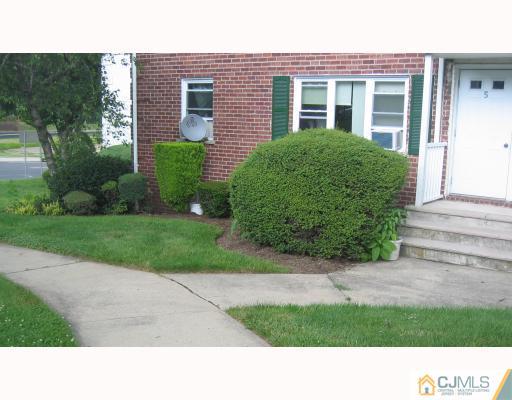 5 West Grandview Avenue Edison, NJ 08837 - Photo 1 of 10