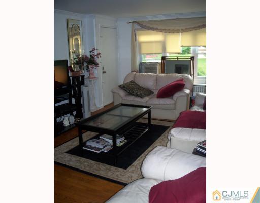 5 West Grandview Avenue Edison, NJ 08837 - Photo 5 of 10