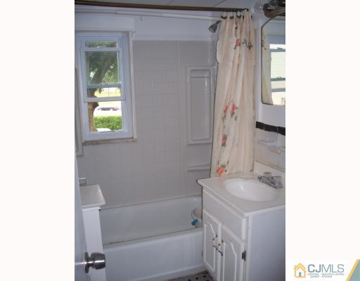 5 West Grandview Avenue Edison, NJ 08837 - Photo 10 of 10