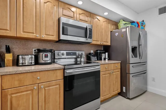 $282,000 | 18840 Northwest 57th Avenue, Unit 302, Hialeah, FL 33015