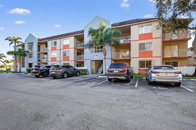 $282,000 | 18840 Northwest 57th Avenue, Unit 302, Hialeah, FL 33015