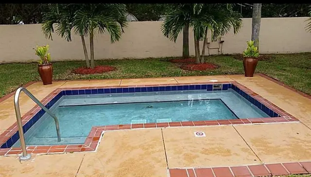 $282,000 | 18840 Northwest 57th Avenue, Unit 302, Hialeah, FL 33015