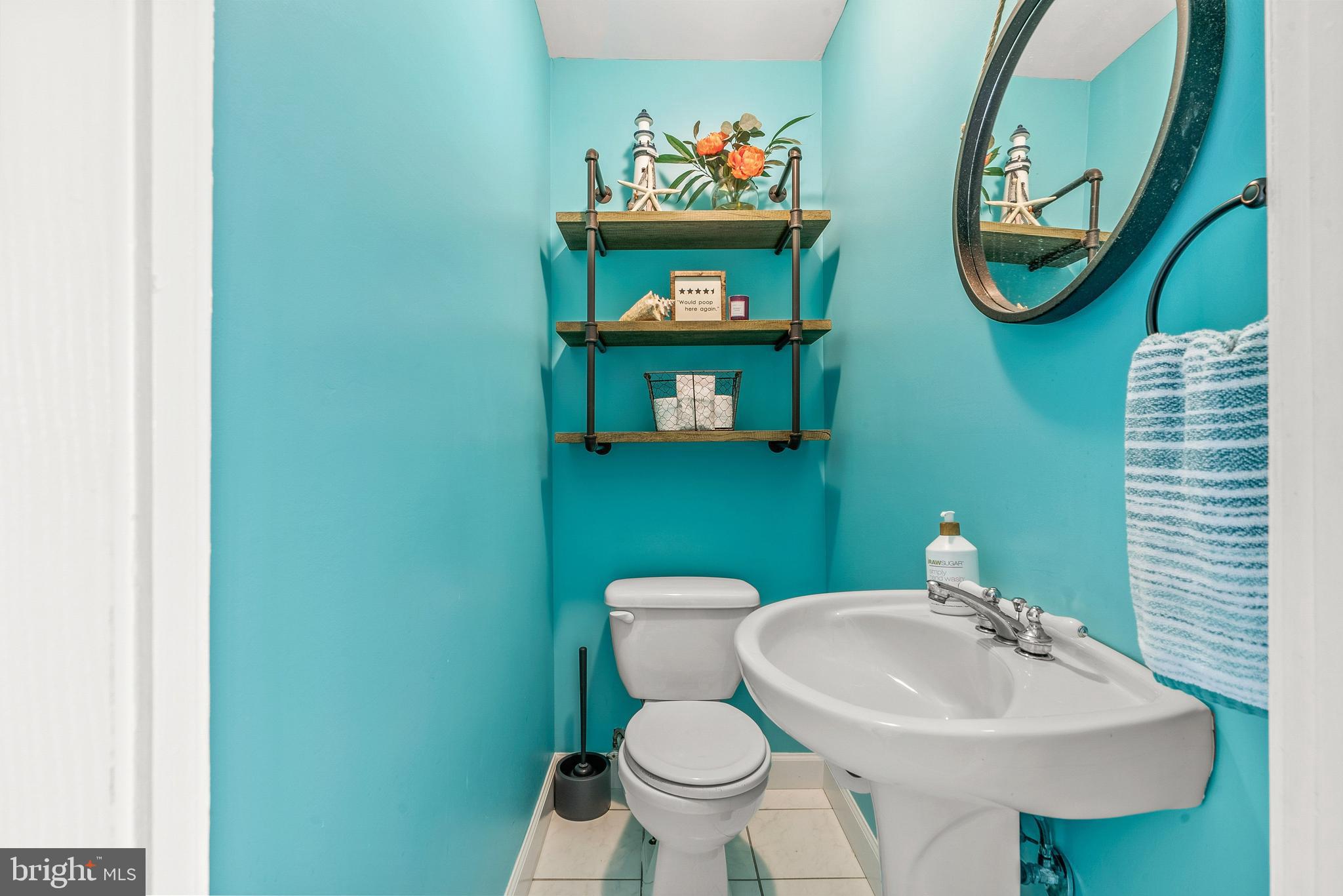 15047 London Road Philadelphia, PA 19116 - Photo 9 of 28 Half bath on the main level.