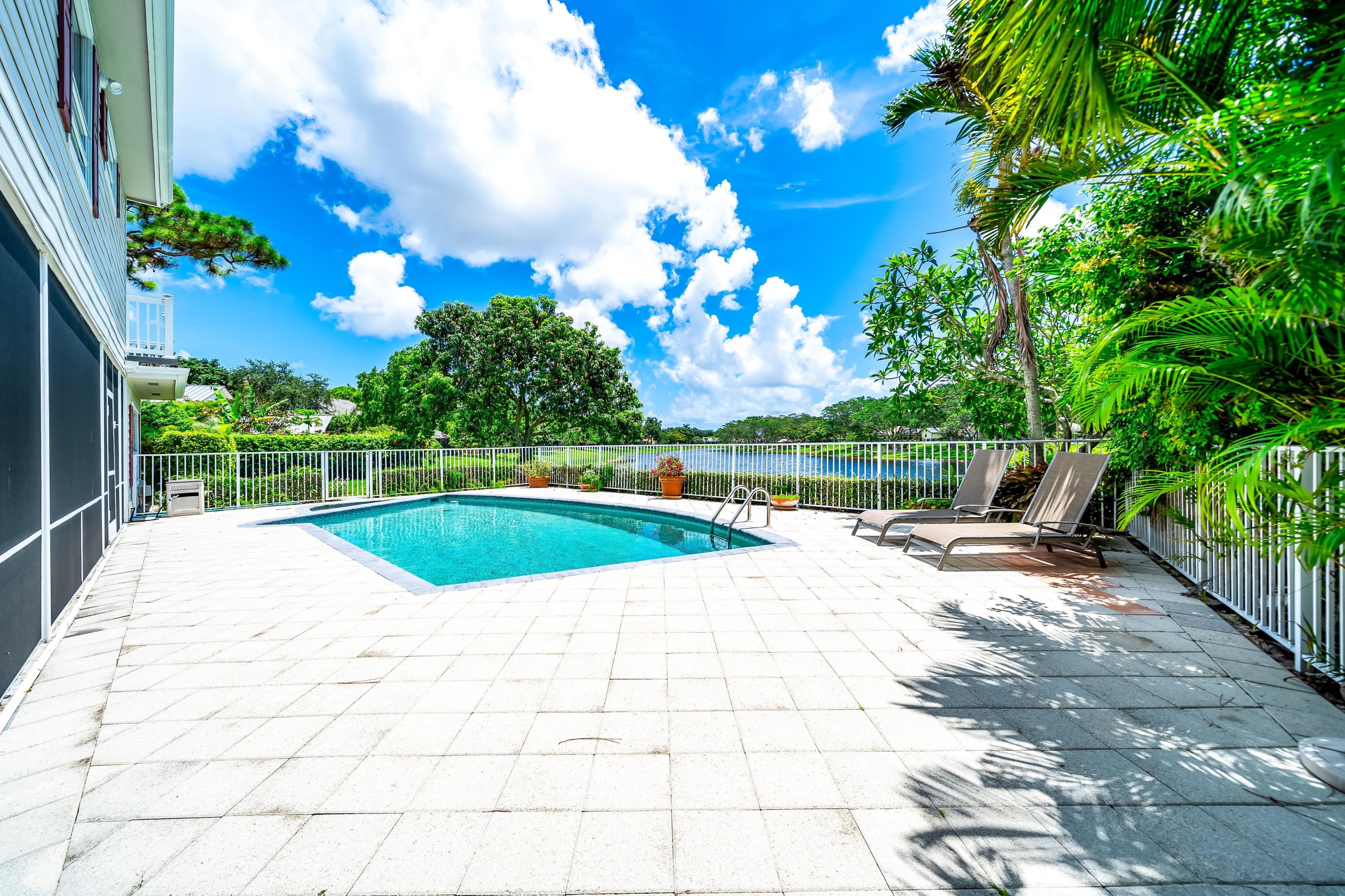 3402 Pine Haven Circle Boca Raton, FL 33431 - Photo 15 of 29 a view of a garden