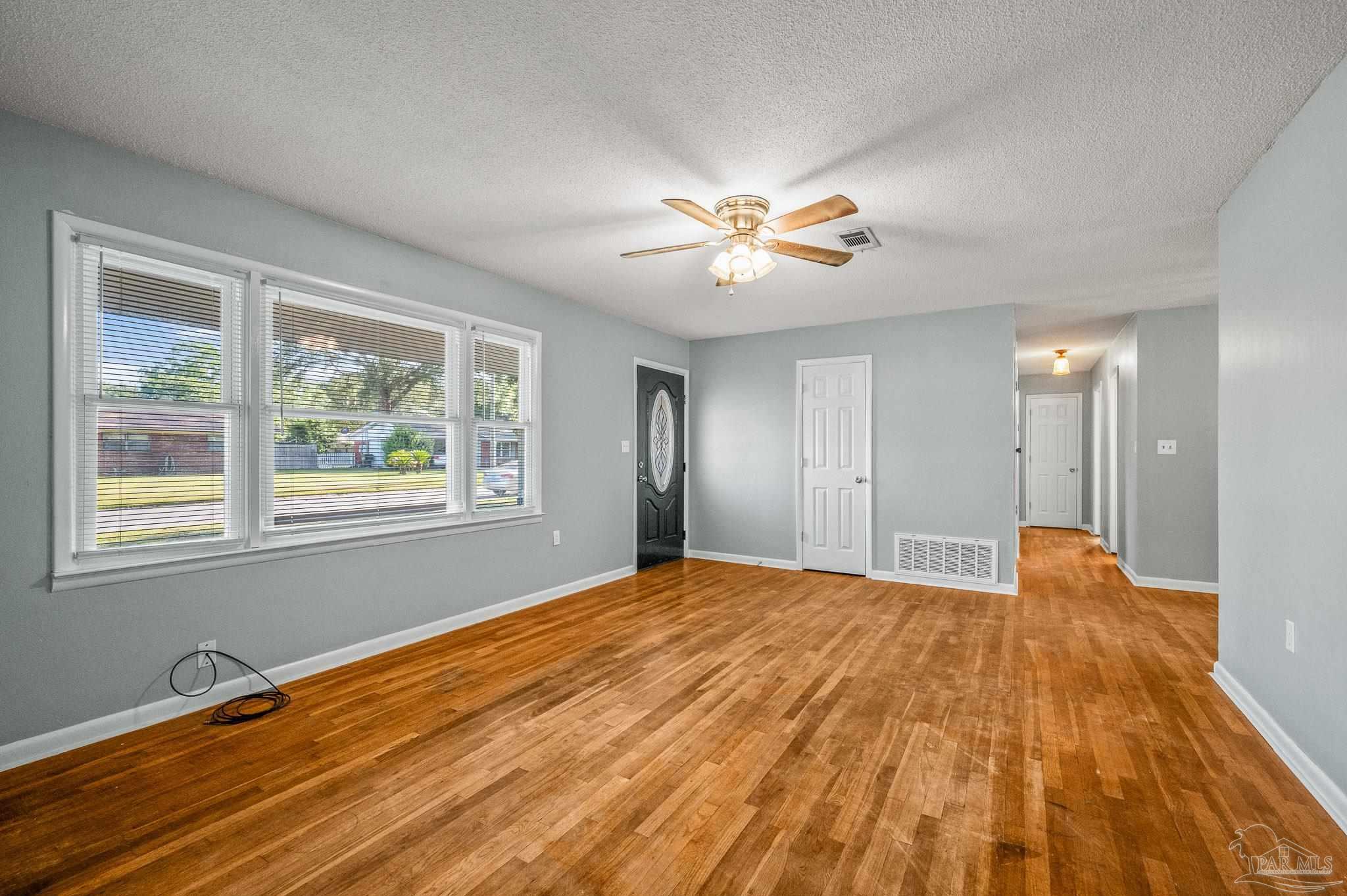 6308 Mockingbird Lane Milton, FL 32570 - Photo 14 of 45