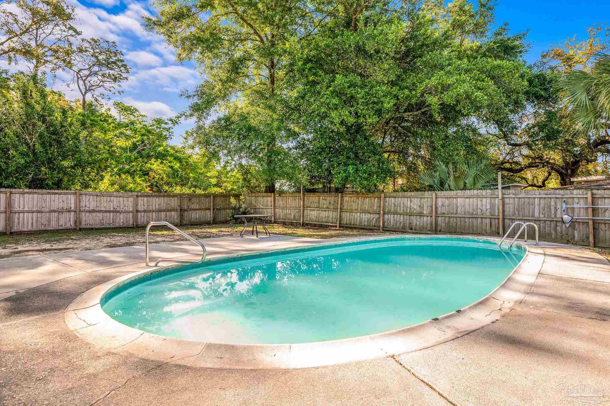 6308 Mockingbird Lane Milton, FL 32570 - Photo 7 of 45