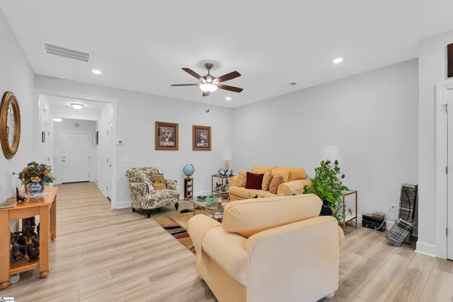 $290,000 | 109 Callen Drive, Greenville, SC 29607