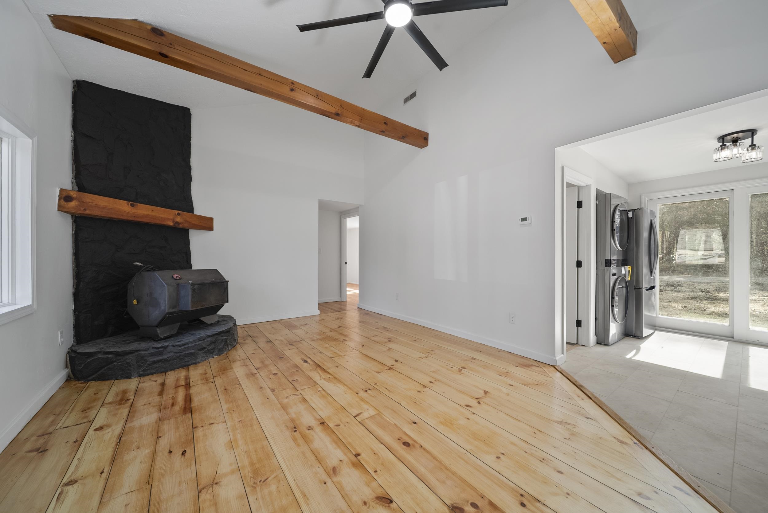 74 Riverside Drive Fremont, NH 03044 - Photo 6 of 40