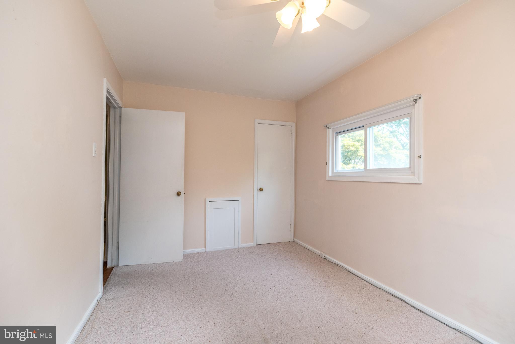 628 Louise Road Glenside, PA 19038 - Photo 45 of 55 Bedroom #4 with a walk-in closet