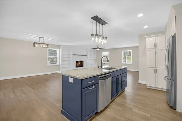 $899,900 | 101 Cardinal Drive, Seneca, SC 29672