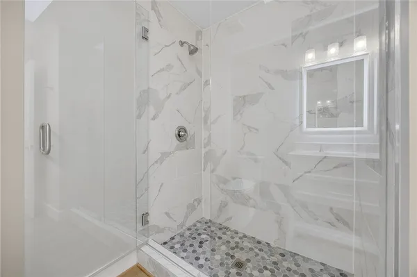 $899,900 | 101 Cardinal Drive, Seneca, SC 29672