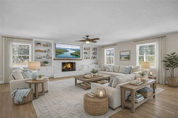 $899,900 | 101 Cardinal Drive, Seneca, SC 29672
