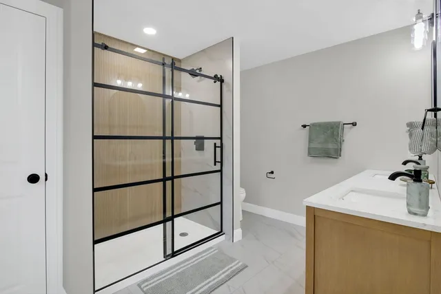 $699,999 | 42 East Street, Granby, MA 01033