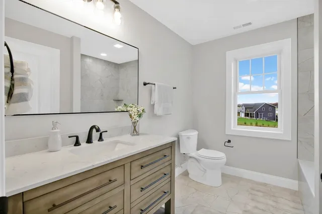 $699,999 | 42 East Street, Granby, MA 01033