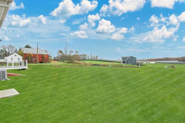 $699,999 | 42 East Street, Granby, MA 01033