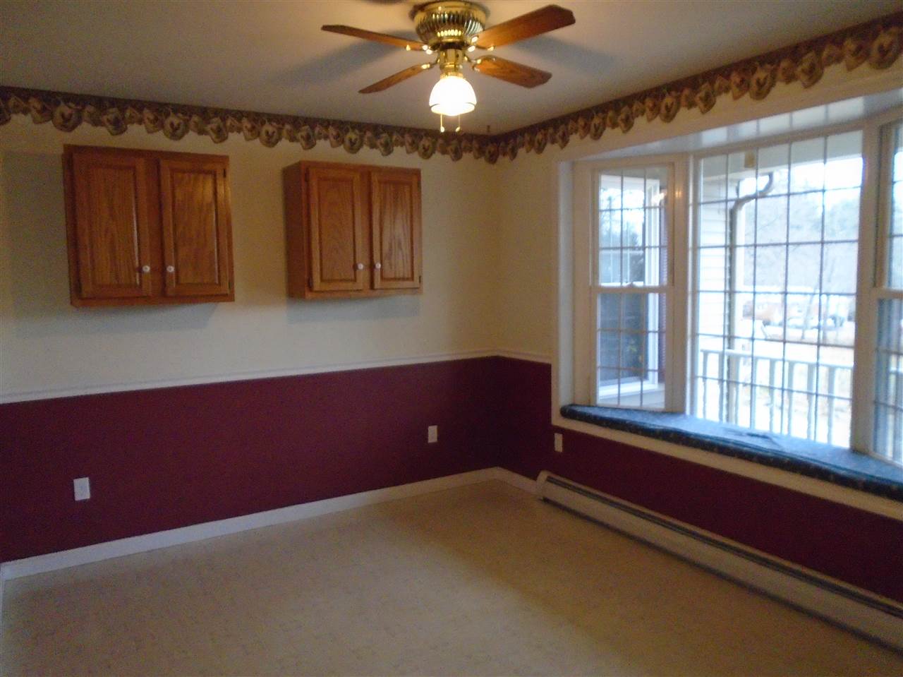 42 Rockingham Road Auburn, NH 03032 - Photo 4 of 16
