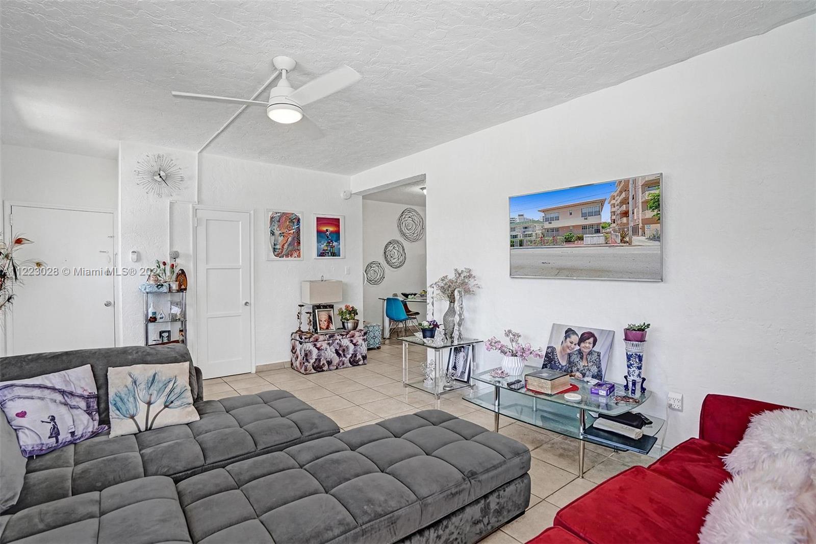 6860 Abbott Avenue Miami Beach, FL 33141 - Photo 26 of 41