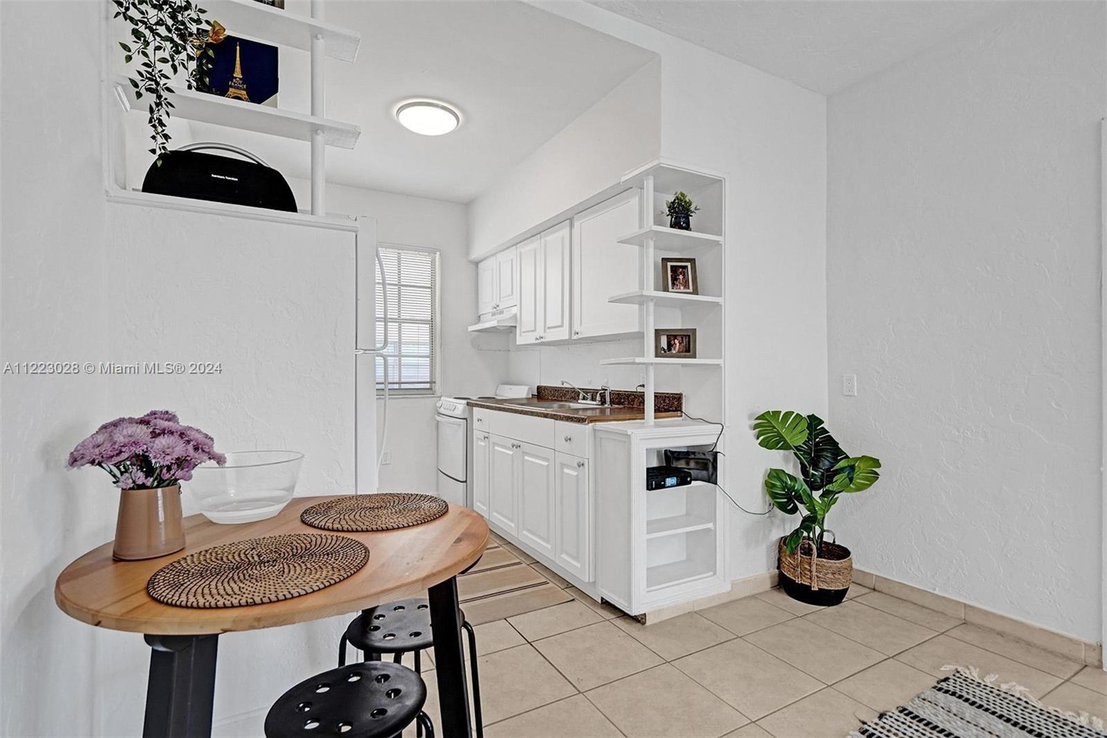 6860 Abbott Avenue Miami Beach, FL 33141 - Photo 9 of 41