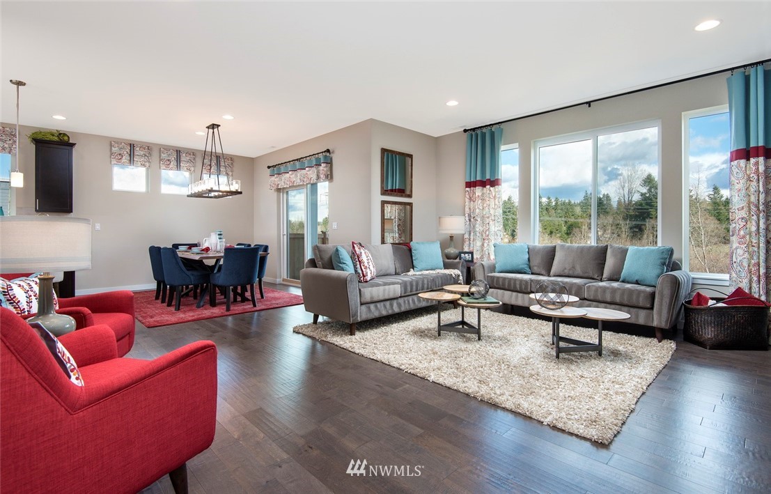 18912 124th Avenue Southeast Renton, WA 98058 - Photo 11 of 20 Gallery Image 11
