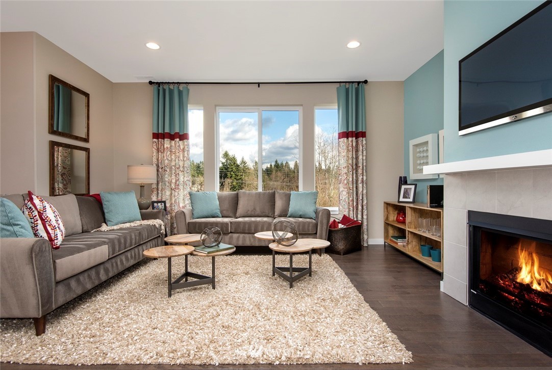 18912 124th Avenue Southeast Renton, WA 98058 - Photo 12 of 20 Gallery Image 12