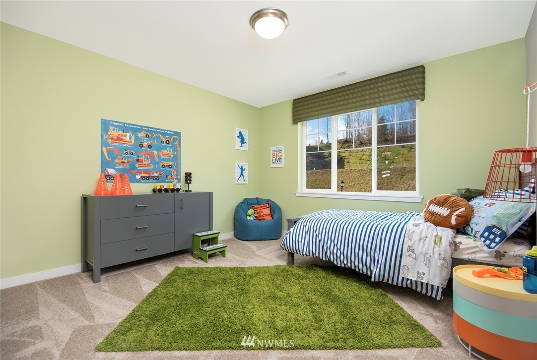 18912 124th Avenue Southeast Renton, WA 98058 - Photo 3 of 20 Gallery Image 3