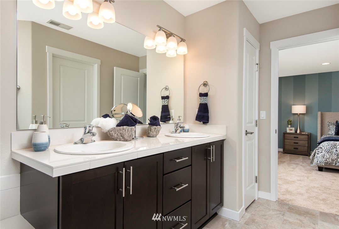 18912 124th Avenue Southeast Renton, WA 98058 - Photo 10 of 20 Gallery Image 10