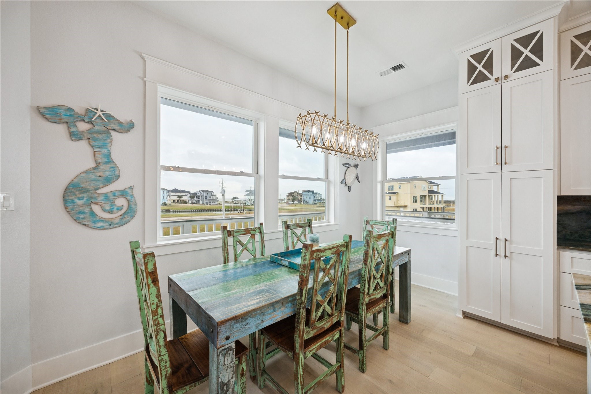 5 Loggerhead Hitchcock, TX 77563 - Photo 19 of 50 a view of a dining room with furniture window and outside view