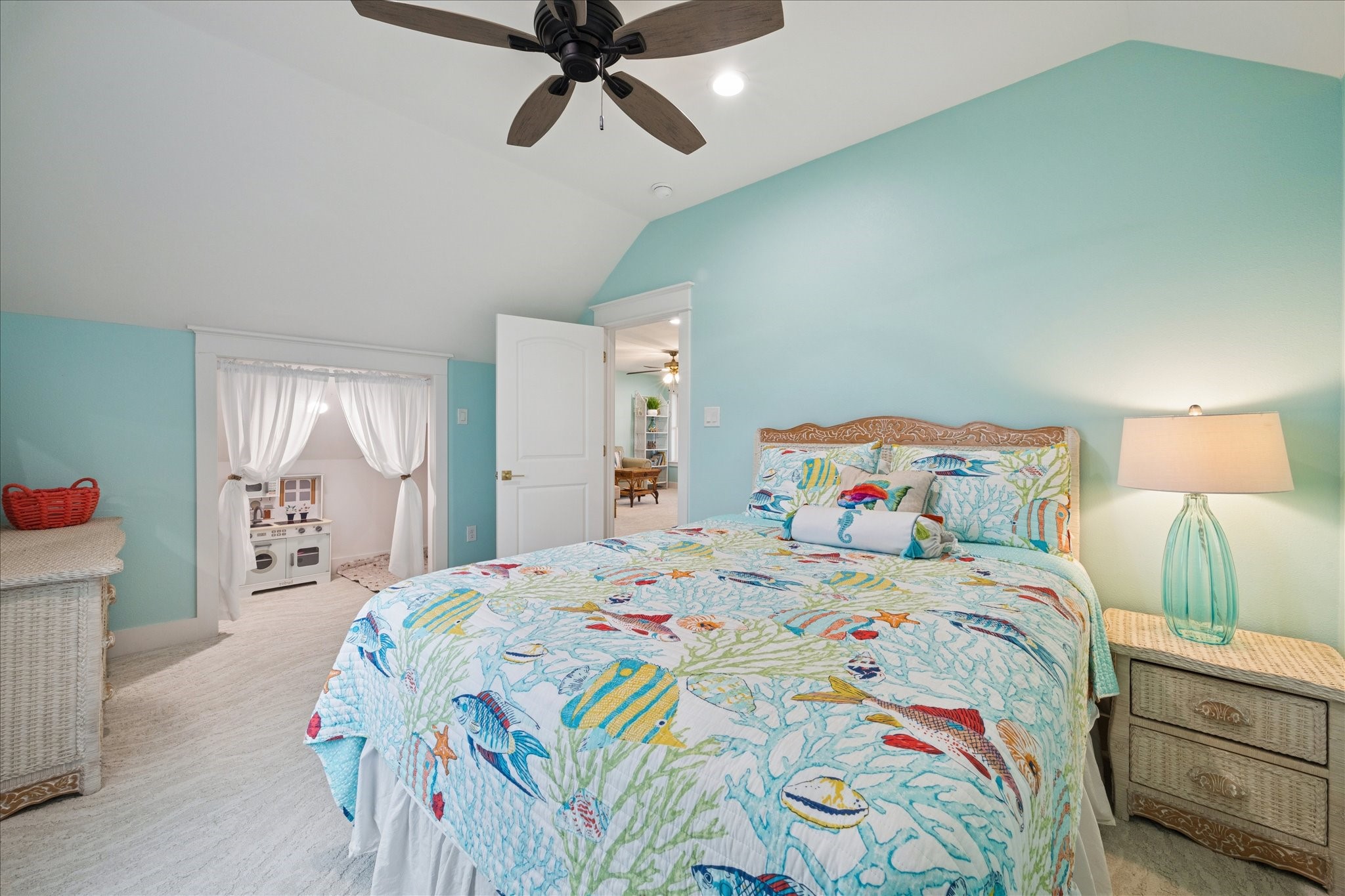 5 Loggerhead Hitchcock, TX 77563 - Photo 41 of 50 a bedroom with a bed and a chandelier