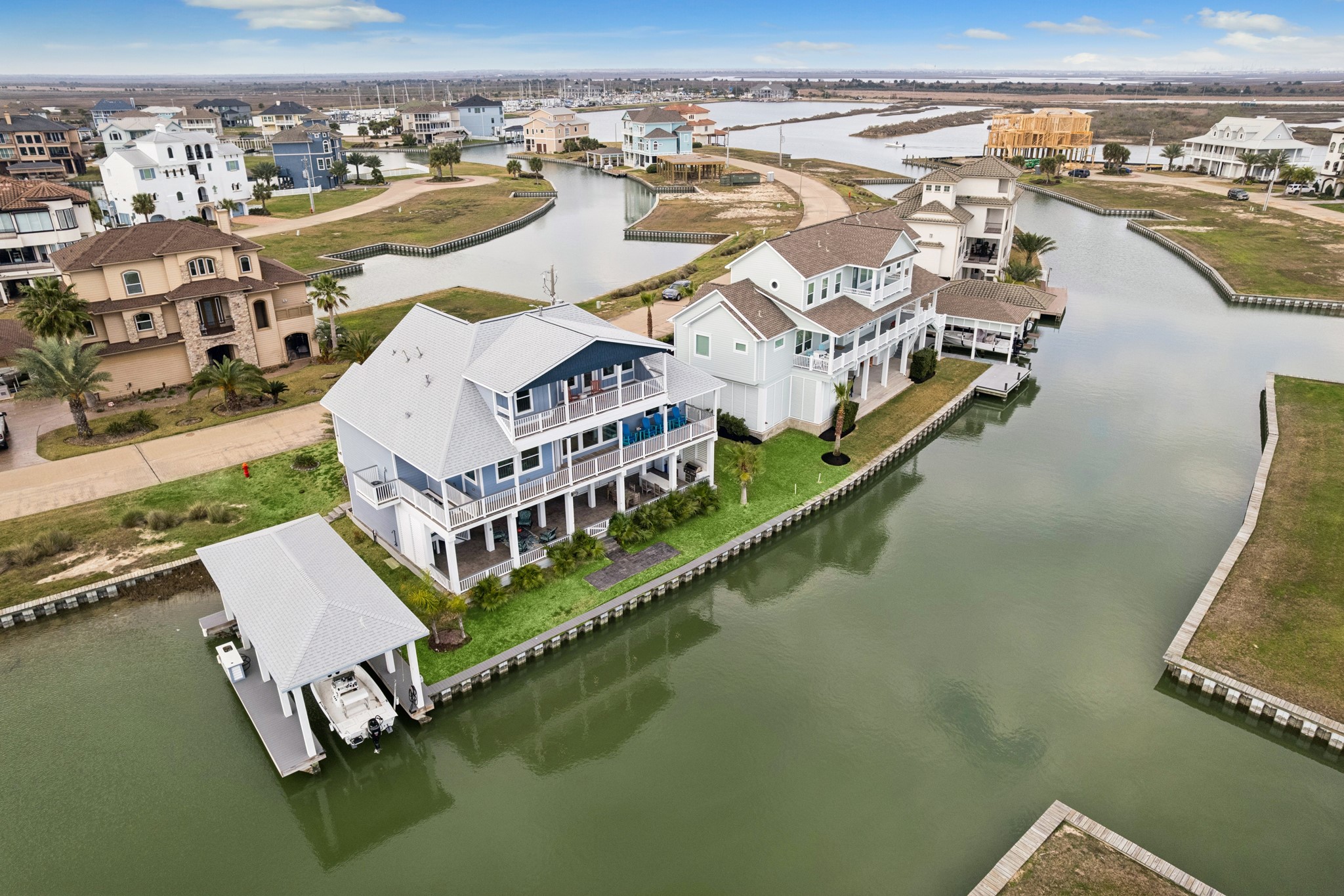 5 Loggerhead Hitchcock, TX 77563 - Photo 49 of 50 an aerial view of residential houses with outdoor space