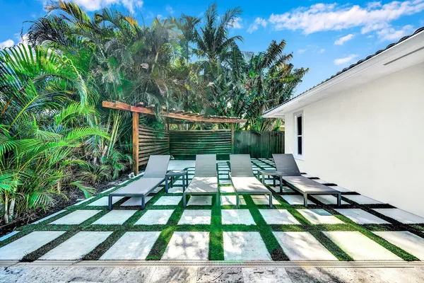 $7,900 | 864 Appleby Street, Boca Raton, FL 33487