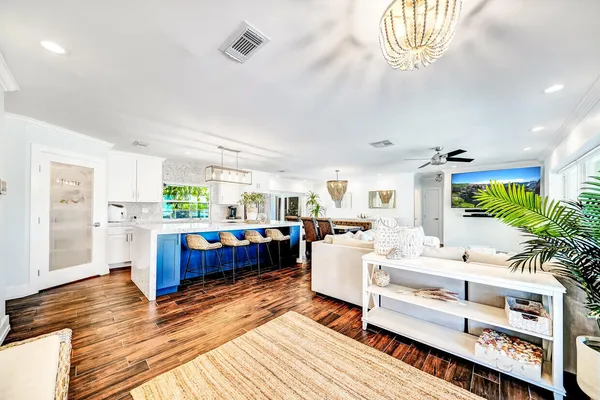 $7,900 | 864 Appleby Street, Boca Raton, FL 33487