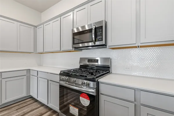 $2,600 | 30323 Tall Fescue Drive, Brookshire, TX 77423