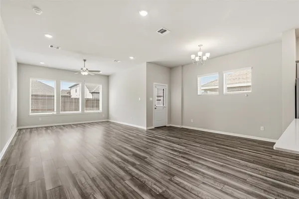 $2,600 | 30323 Tall Fescue Drive, Brookshire, TX 77423