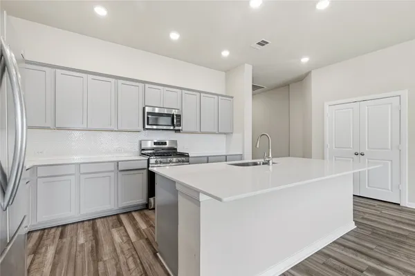 $2,600 | 30323 Tall Fescue Drive, Brookshire, TX 77423
