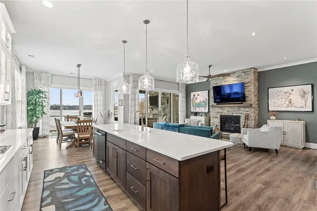 $2,700,000 | 421 Lakestone Court, Seneca, SC 29672