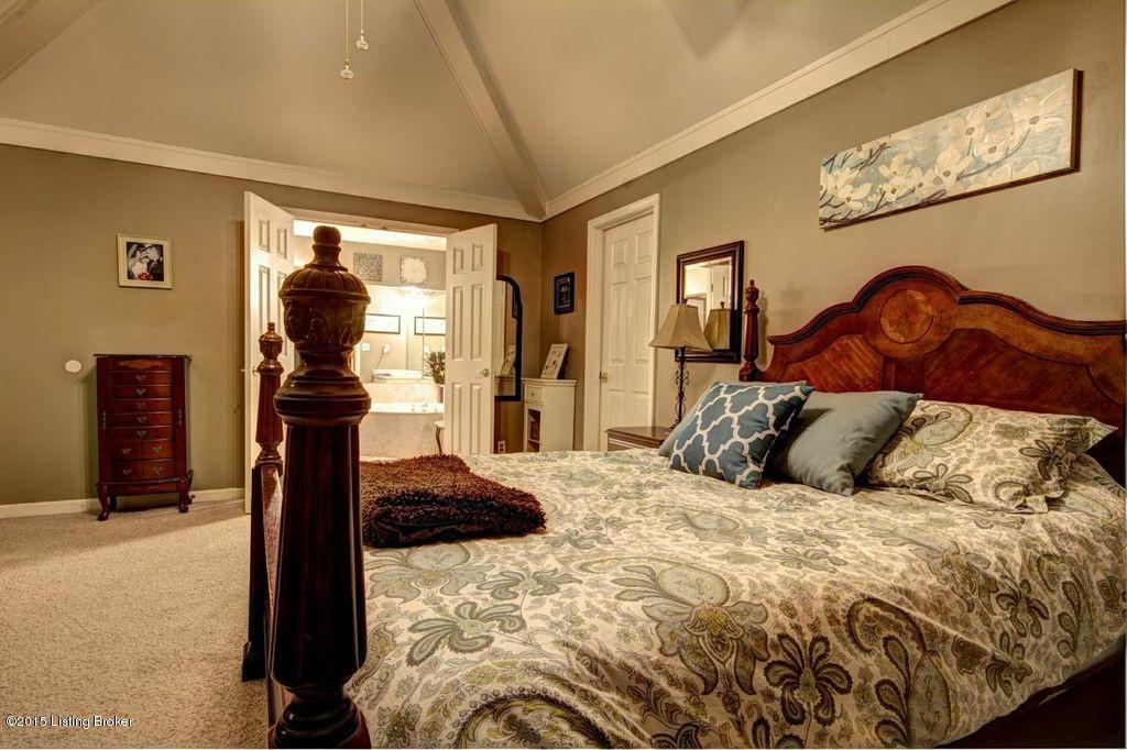 10413 Long Home Road Louisville, KY 40291 - Photo 14 of 29 image
