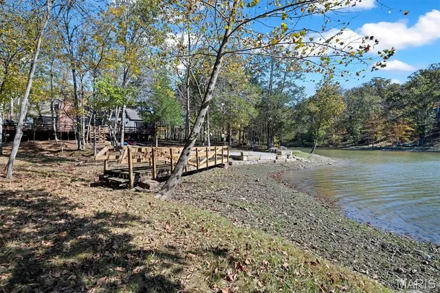 $779,900 | 116 Grenoble Lake Drive, Innsbrook, MO 63390
