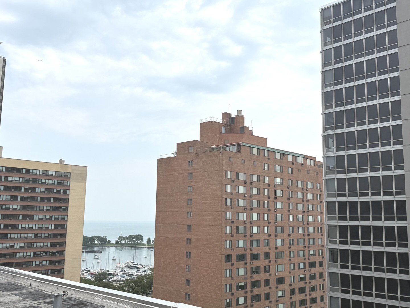 3033 North Sheridan Road, Unit 403 Chicago, IL 60657 - Photo 25 of 25 Gallery Image 25