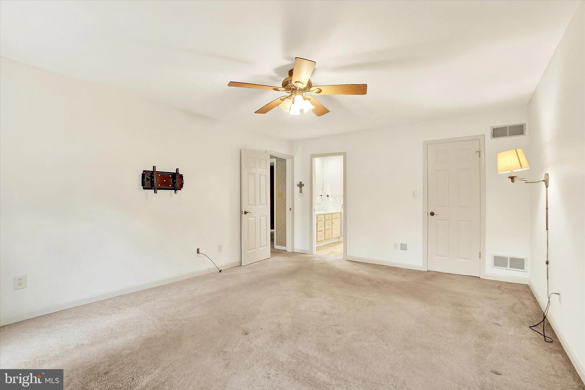 3657 Cimmeron Road York, PA 17402 - Photo 23 of 43 Gallery Image 23