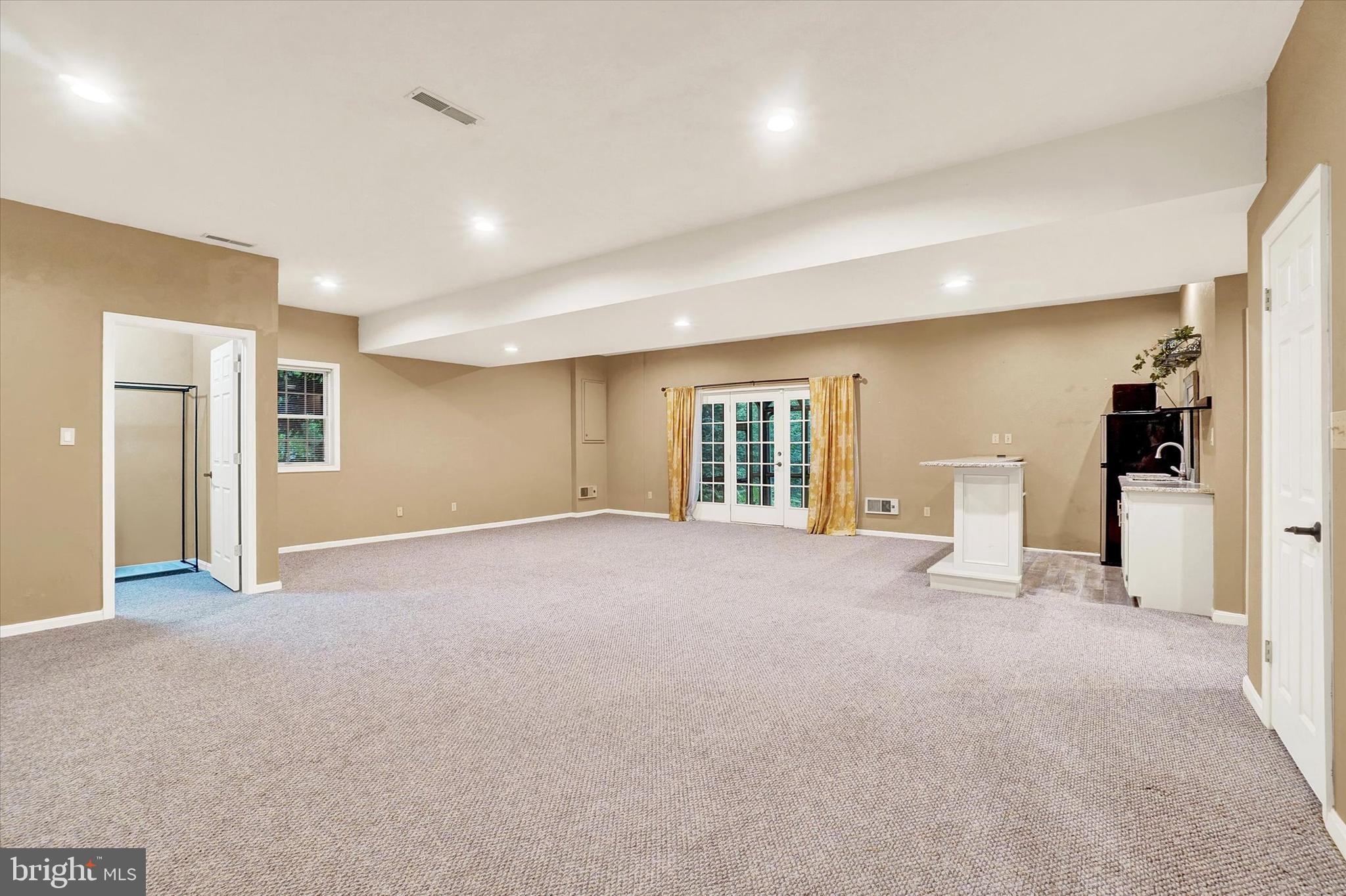 3657 Cimmeron Road York, PA 17402 - Photo 30 of 43 Gallery Image 30