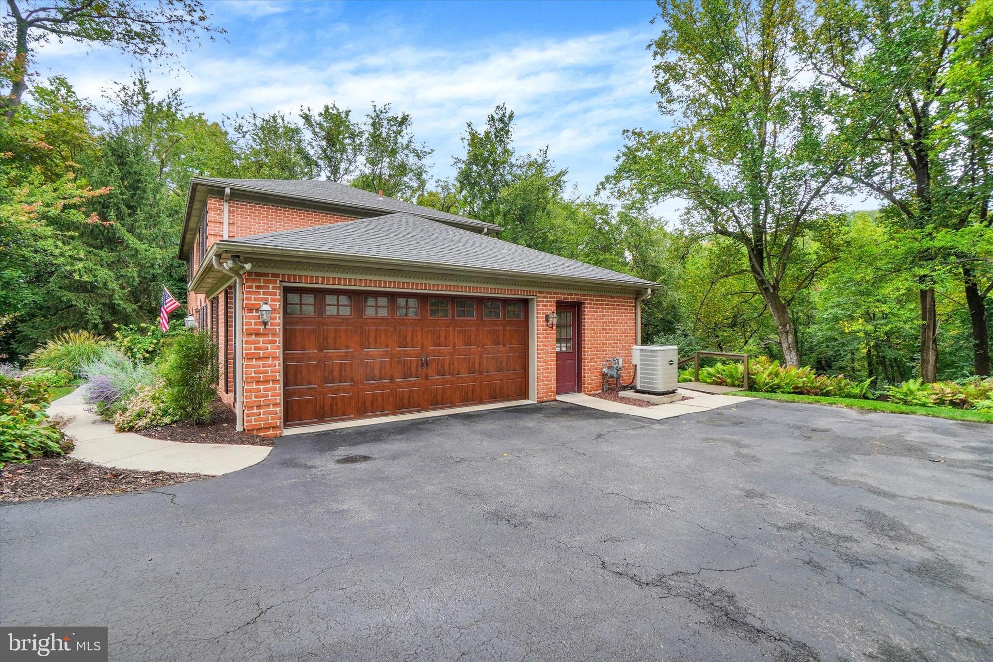3657 Cimmeron Road York, PA 17402 - Photo 42 of 43 Gallery Image 42