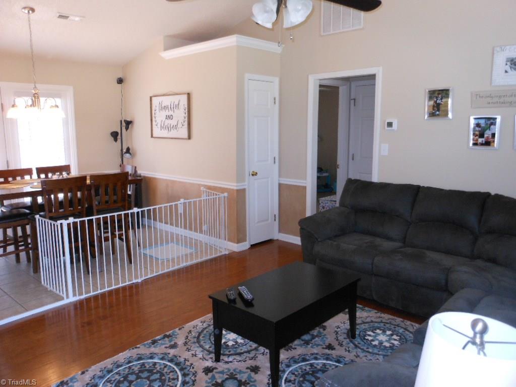 2471 Shadow Valley Road High Point, NC 27265 - Photo 5 of 22 Gallery Image 5