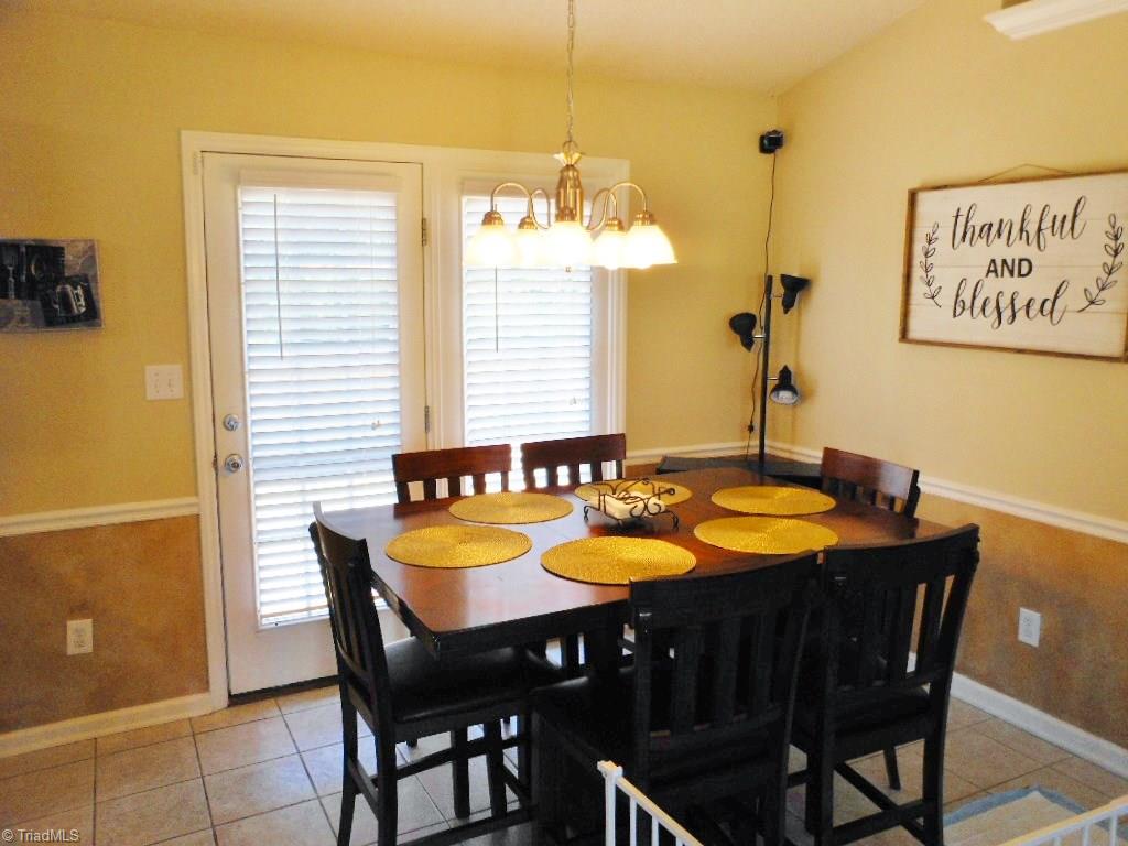 2471 Shadow Valley Road High Point, NC 27265 - Photo 7 of 22 Gallery Image 7